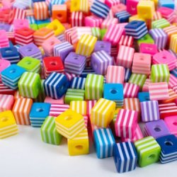 Perle stribede firkanter 10x10mm ca. 30g