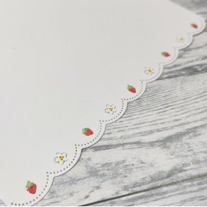 Die B�rd med Jordgubbar och Blommor gummiapan 