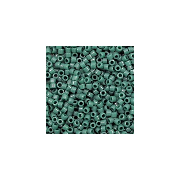 Miyuki glas perler 11/0 Duracoat Opaque Dyed Forest Green 10gram ca. 2mm