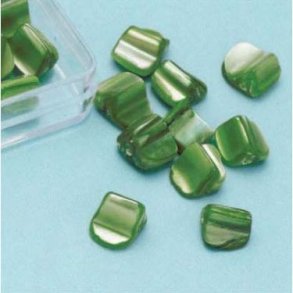 Ferskvandsperle ca. 6x7mm 25stk. grn