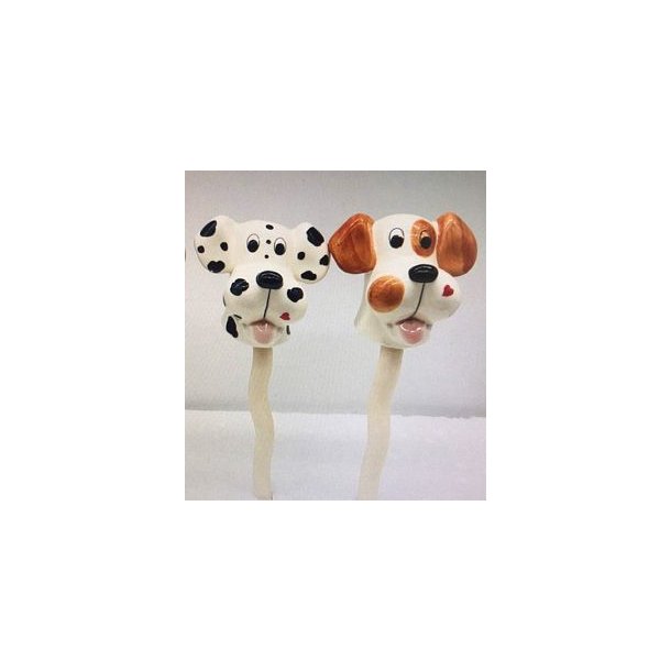 Hund p� pind 1stk 28cm til haven ass. design