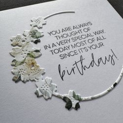 Die Flower Wreath - halfcircle SBD553 